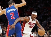 米兰体育下载-热火完胜鹈鹕，取得五连胜