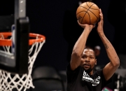 米兰体育网址-包含篮网惨败掘金，厄文上场仅7分钟的词条