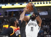 米兰体育官方入口-爵士遭遇双线溃败，失去战绩领先优势