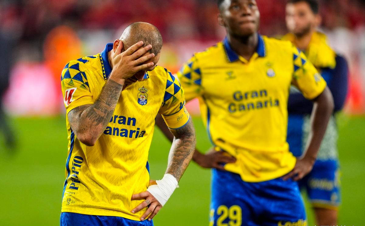 塞维利亚紧咬榜首,争夺西甲冠军的简单介绍 塞维利亚紧咬榜首,争夺西甲冠军的简单介绍