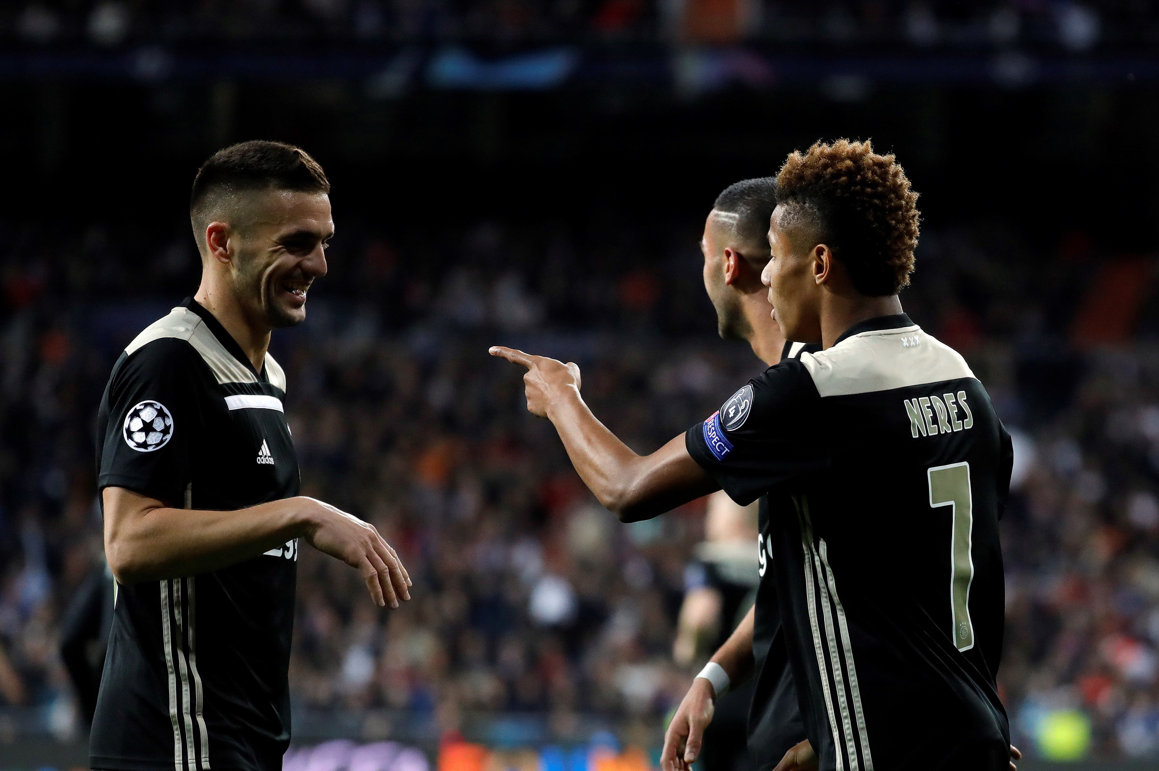 阿贾克斯客场逼平皇马,维纳尔杜姆上演帽子戏法 阿贾克斯客场逼平皇马,维纳尔杜姆上演帽子戏法