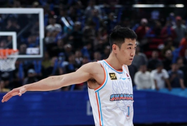 深圳主场击败山西，反击取胜