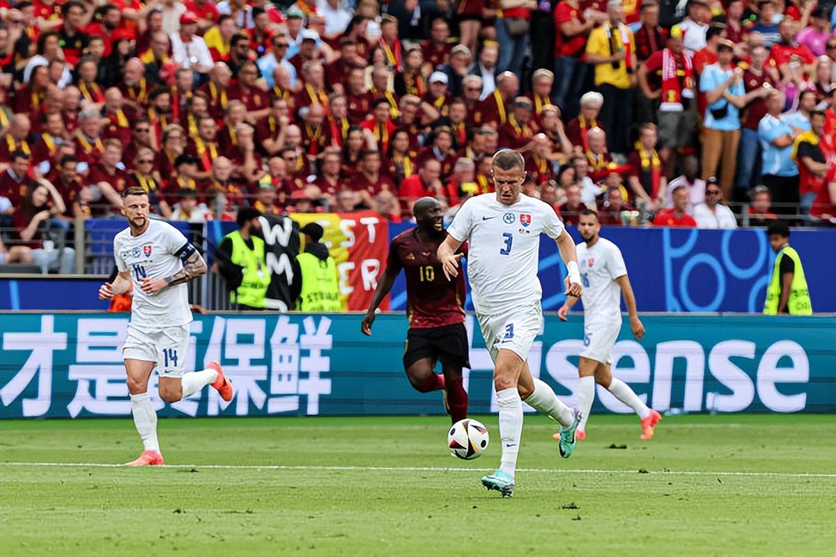 比利时主场战胜斯洛伐克，实力不容小觑