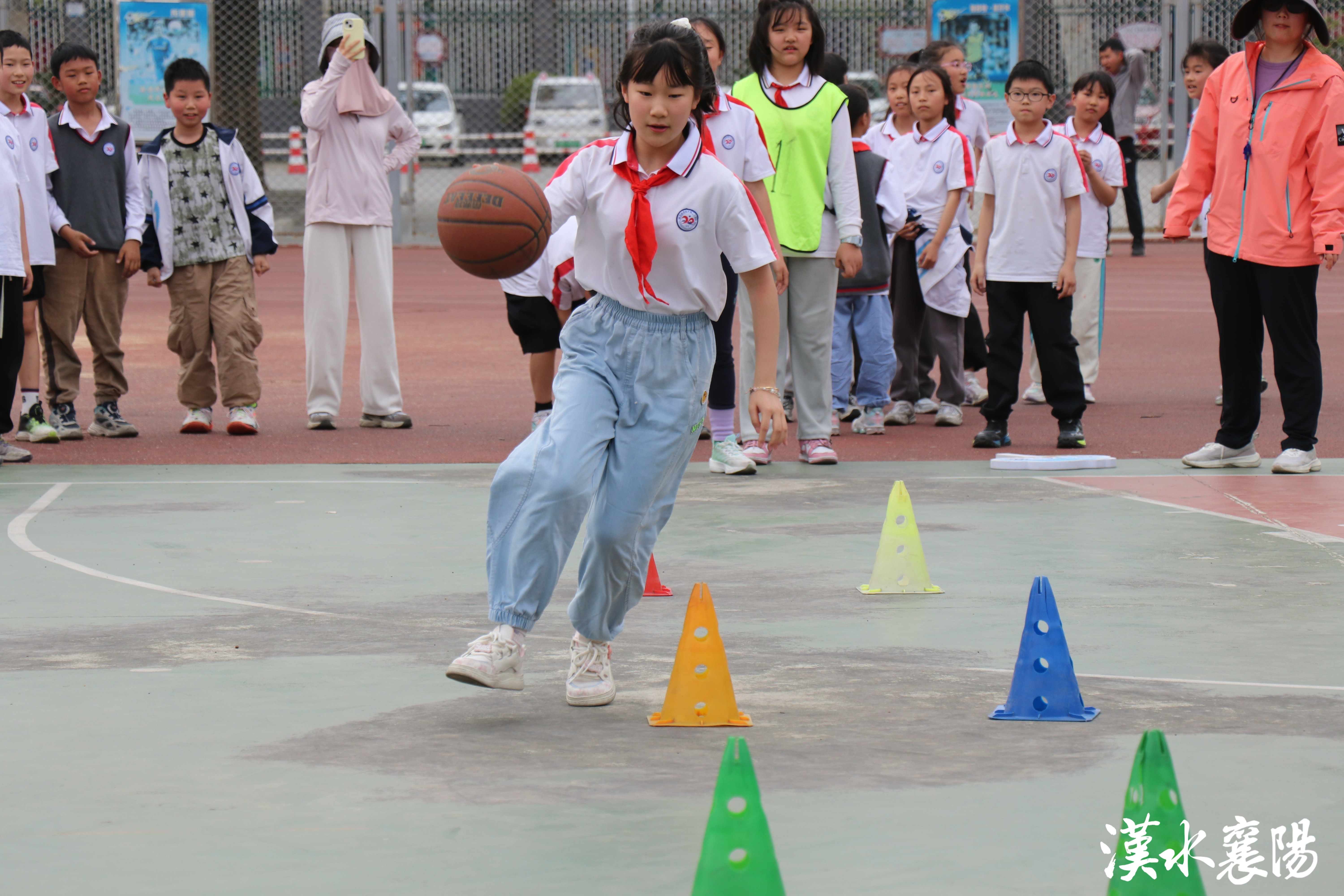 包含激动人心的篮球战役，燃烧激情耀眼风采的词条