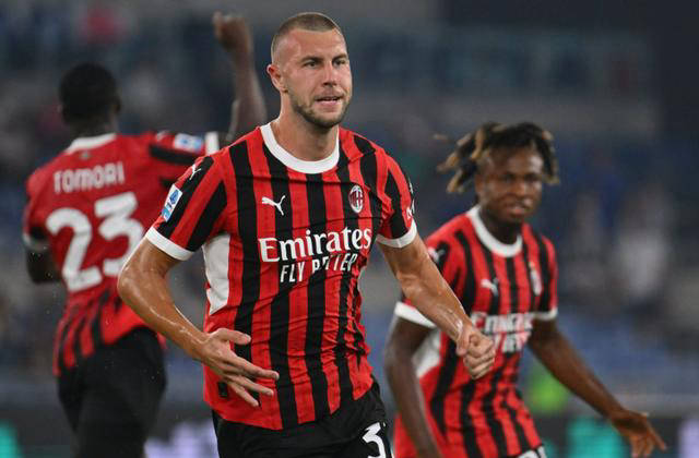 包含AC米兰后卫线防守稳固,球队主教练大加赞赏!的词条 包含AC米兰后卫线防守稳固,球队主教练大加赞赏!的词条