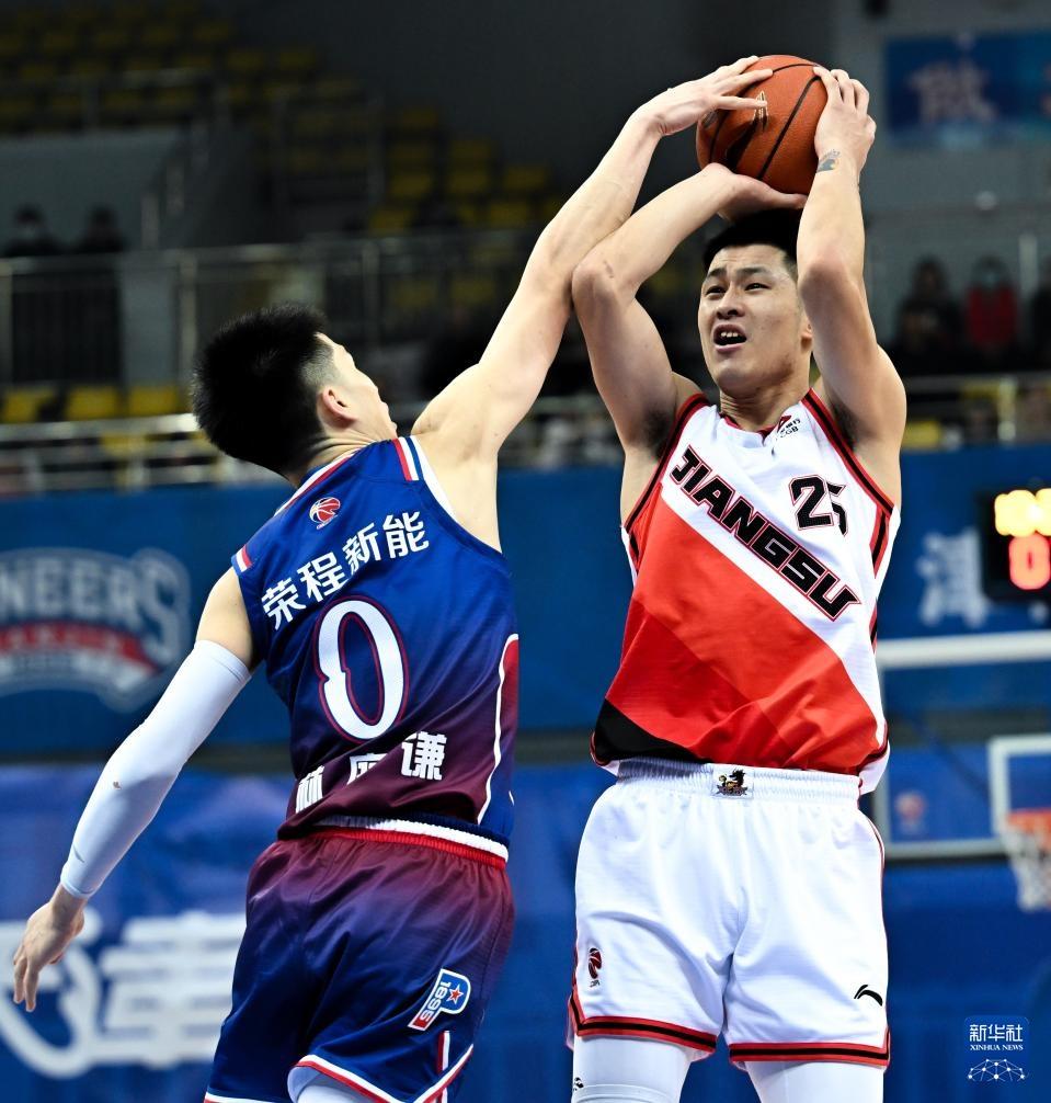 江苏男篮取得大胜,战胜河南队 江苏男篮取得大胜,战胜河南队