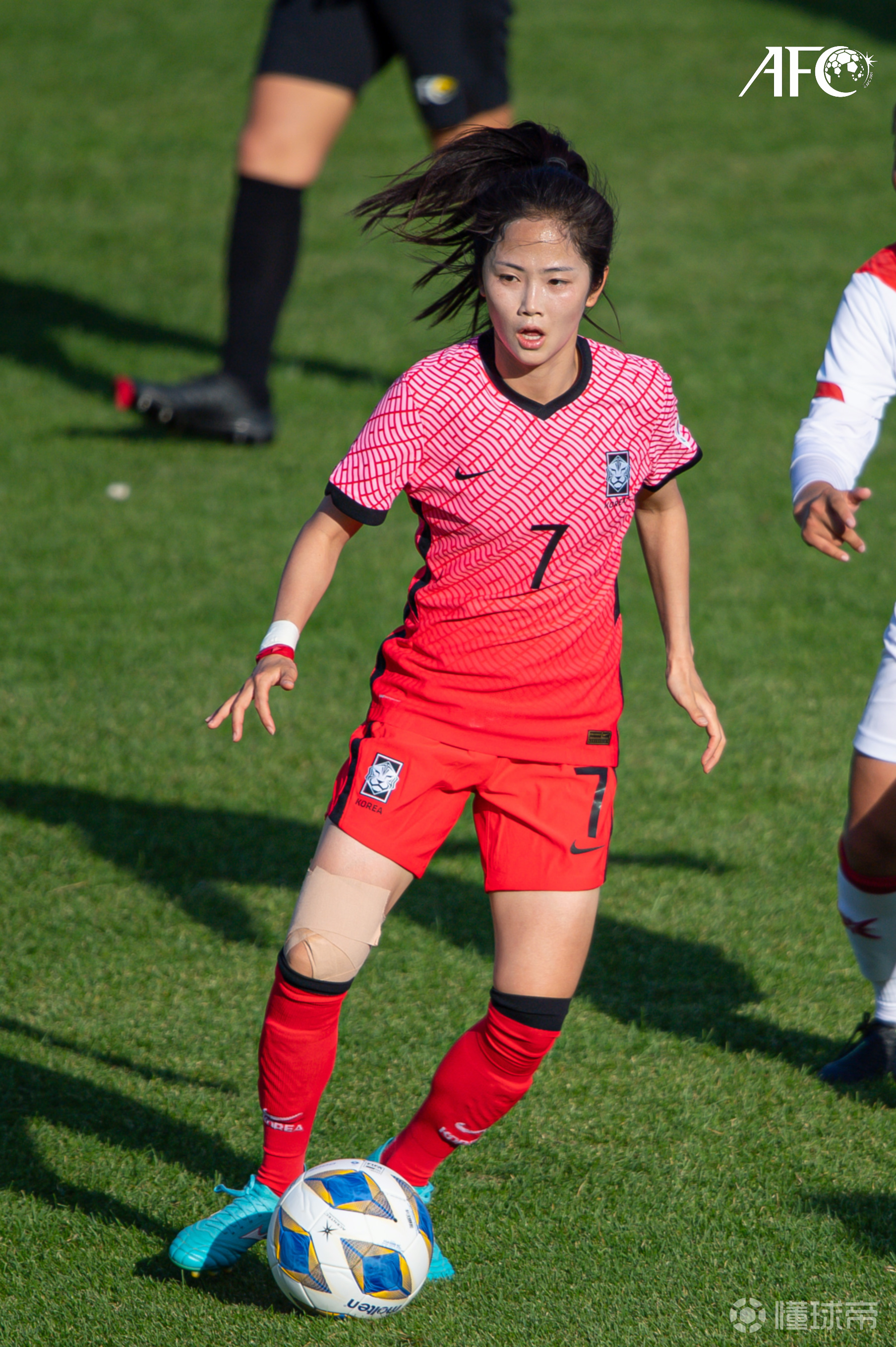 韩国女足遭遇挑战，备战亚洲杯