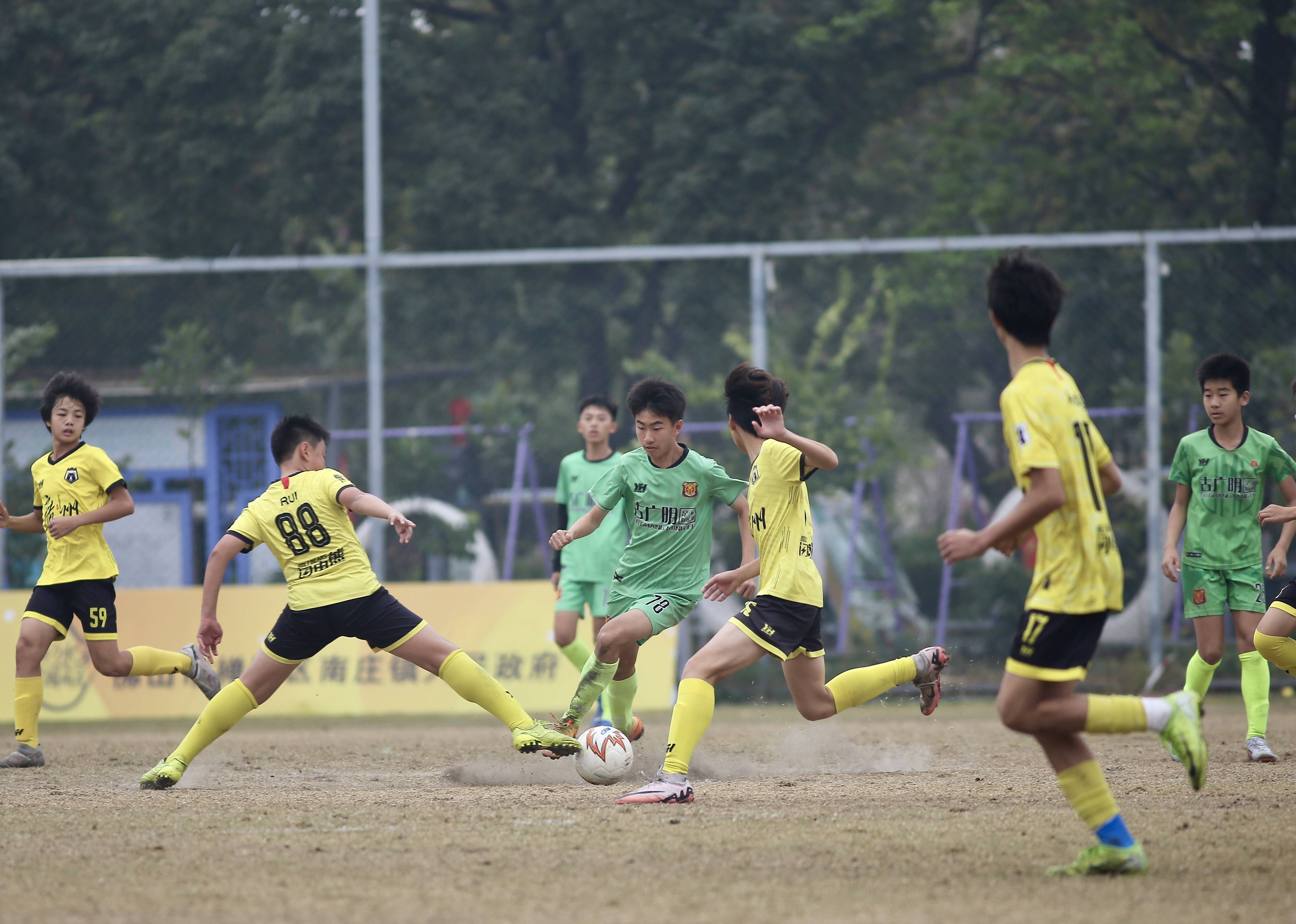 竞技赛事火热展开，球队实力不可小觑的简单介绍