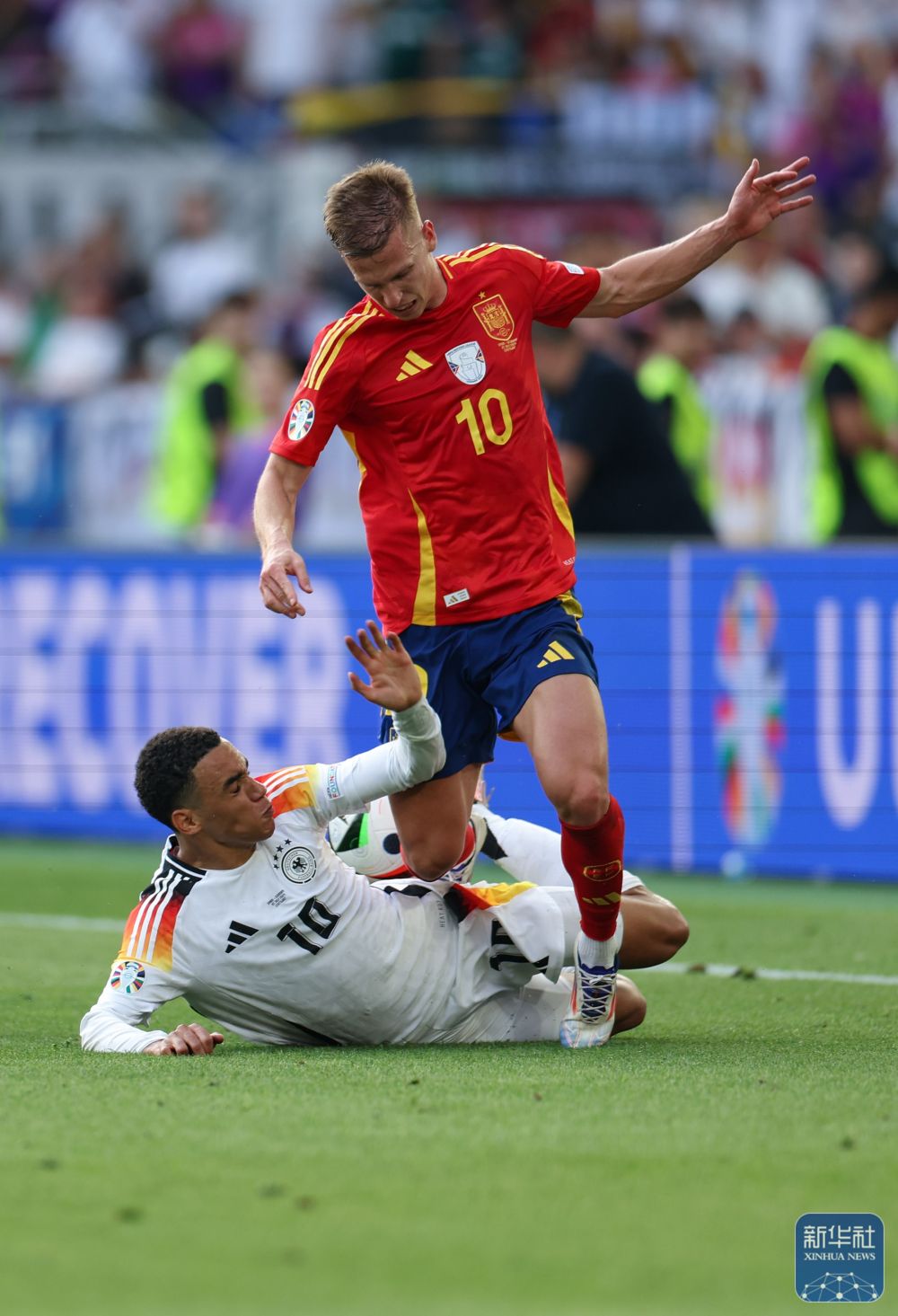 意大利队淘汰西班牙,欧预赛比赛成为焦点的简单介绍 意大利队淘汰西班牙,欧预赛比赛成为焦点的简单介绍