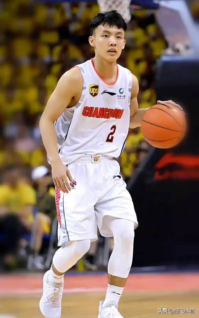 上海男篮赢得夺冠:登上总冠军之王 上海男篮赢得夺冠:登上总冠军之王