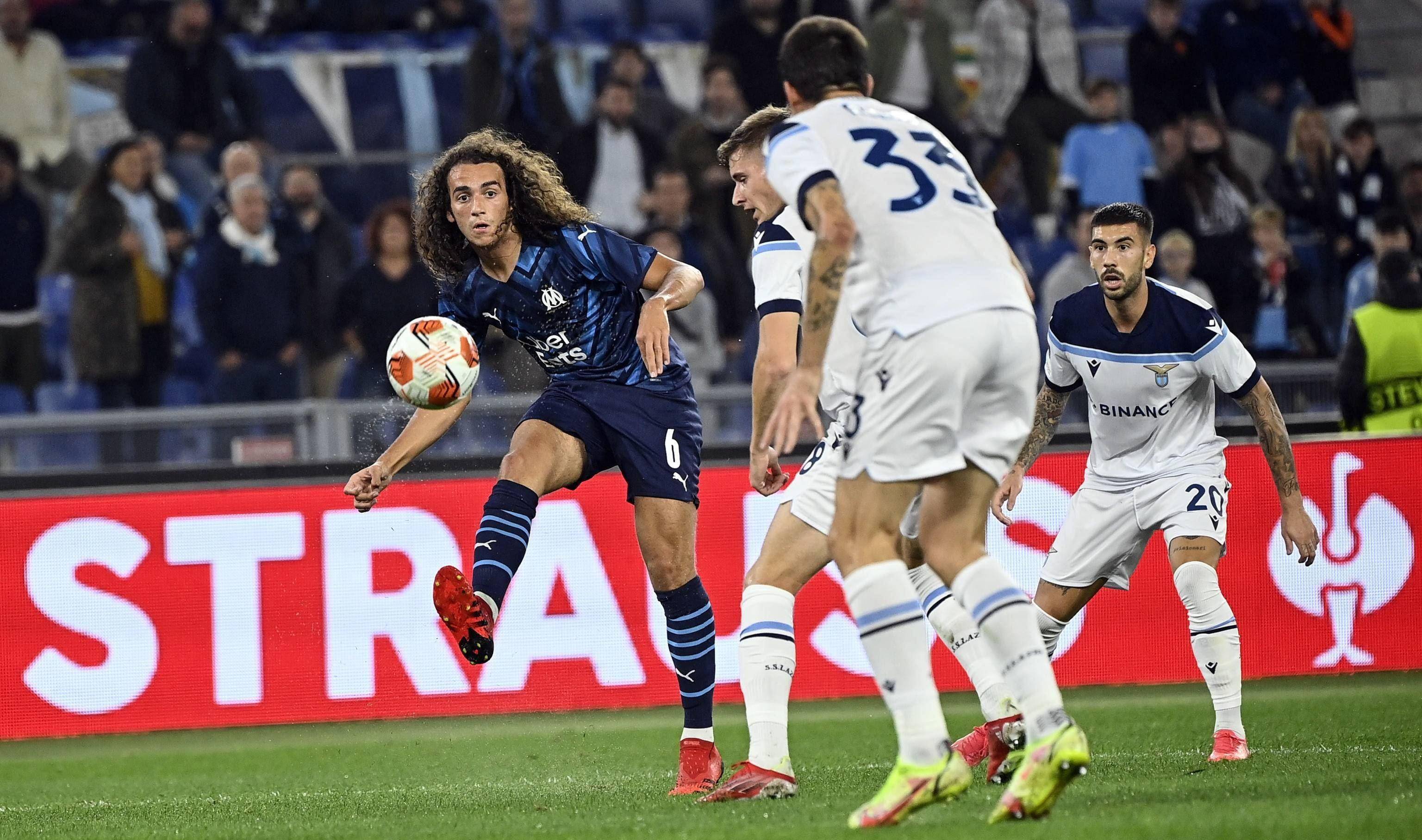 雷恩客场挺进，通过关键战役