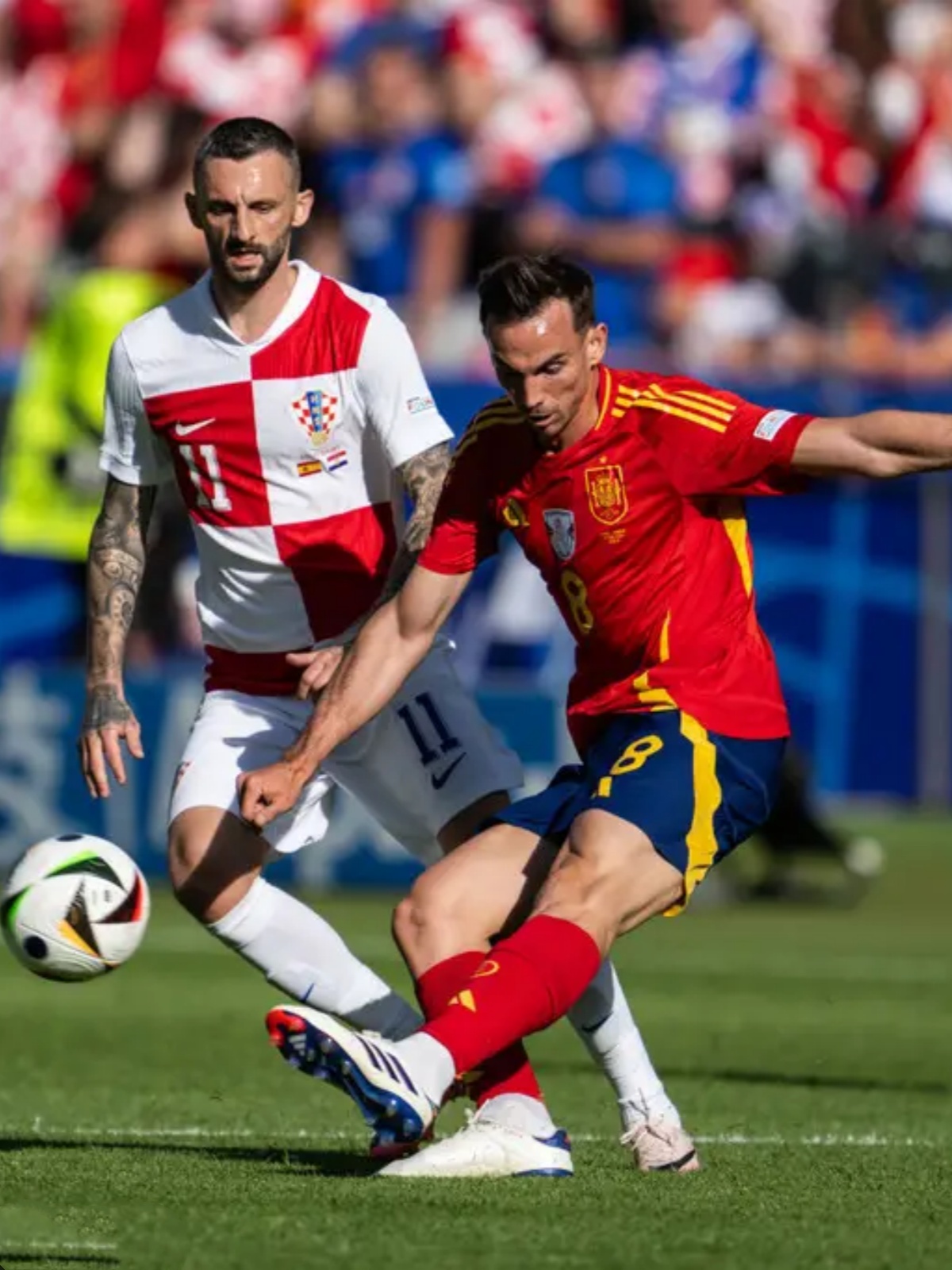 欧洲赛事中引人瞩目的较量，胜者晋级